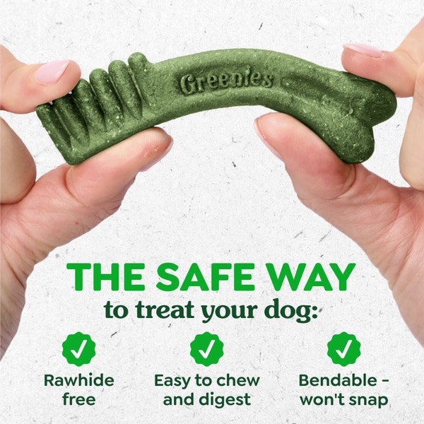 GREENIES™ Puppy 6 Months+ Original Teenie Dental Dog Treats 340g (43 Treats) image 5